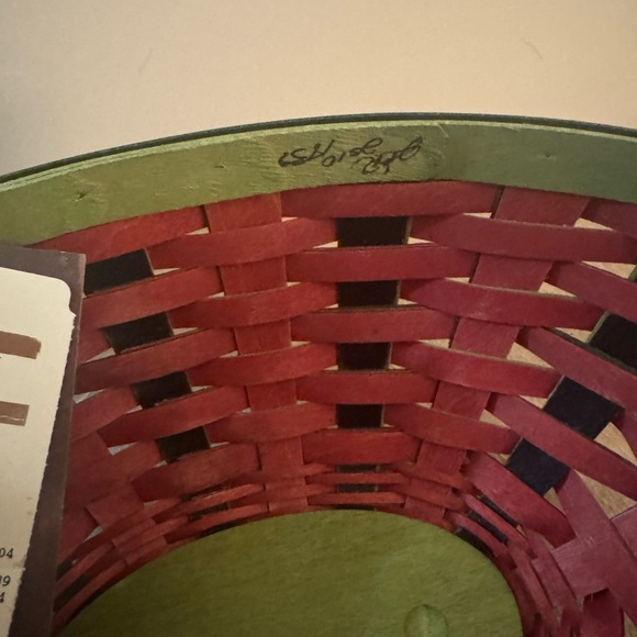 Handcrafted Retired Longaberger Watermelon Woven Basket - Picture 4 of 10